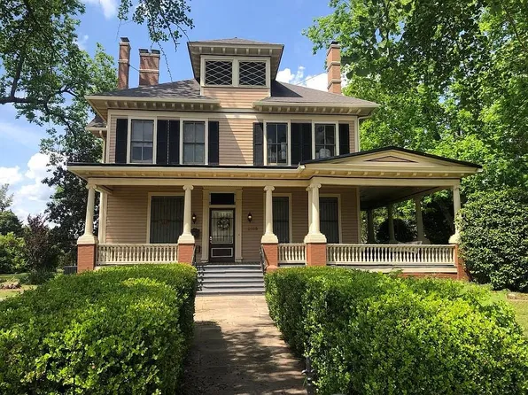 2553 Napier Ave, Macon, GA 31204