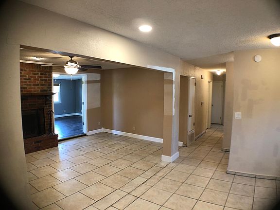 4th image of 5506 Clark Dr