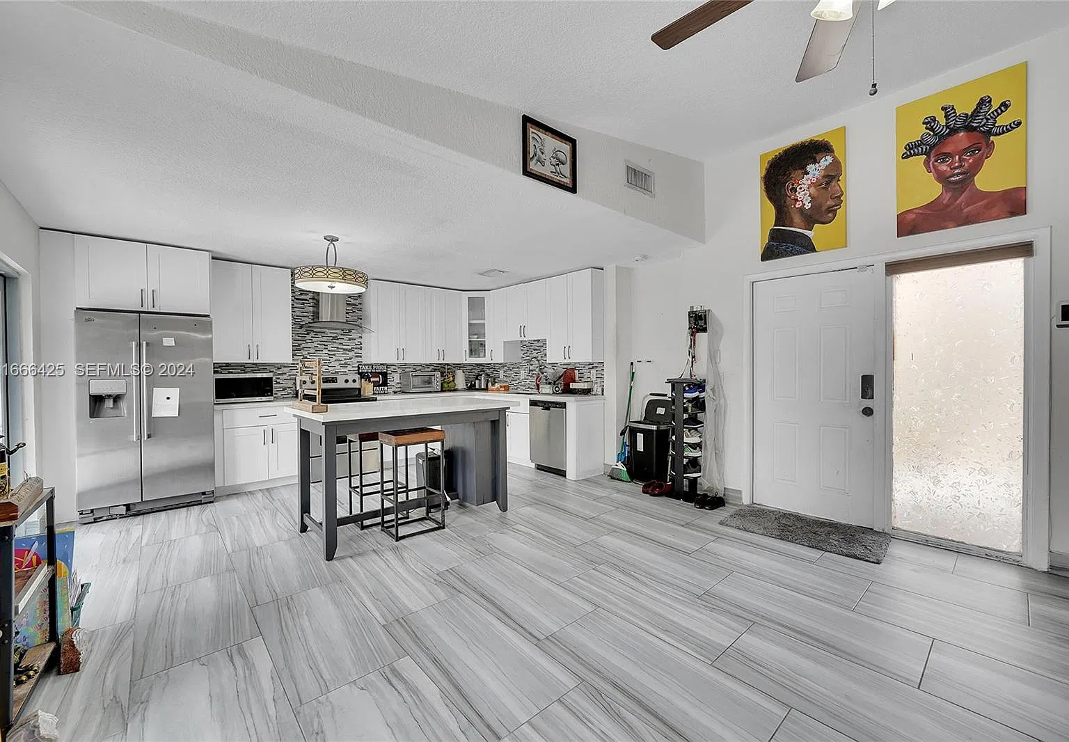 4 bed, 1700 sqft, $4,125 — Photo 4