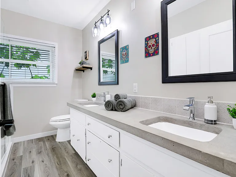 4023 Midvale Dr — Photo 19