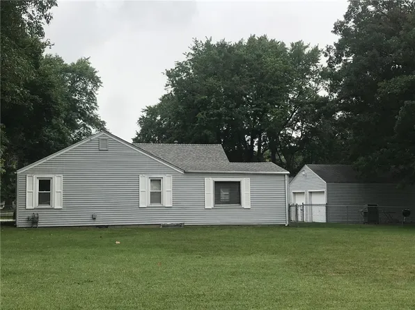 1230 N Nickey Ave, Decatur, IL 62526