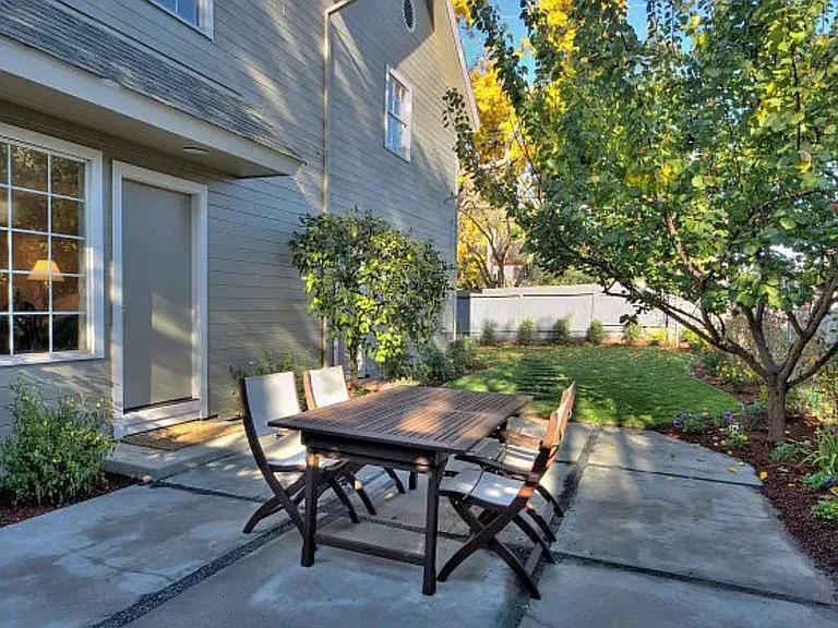 796 Clara Dr — Photo 26