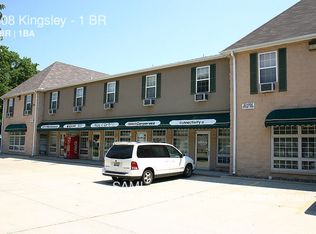 608 Kingsley St APT 1, Normal, IL 61761