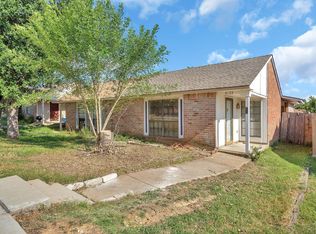 6033 Dooley Dr, The Colony, TX 75056