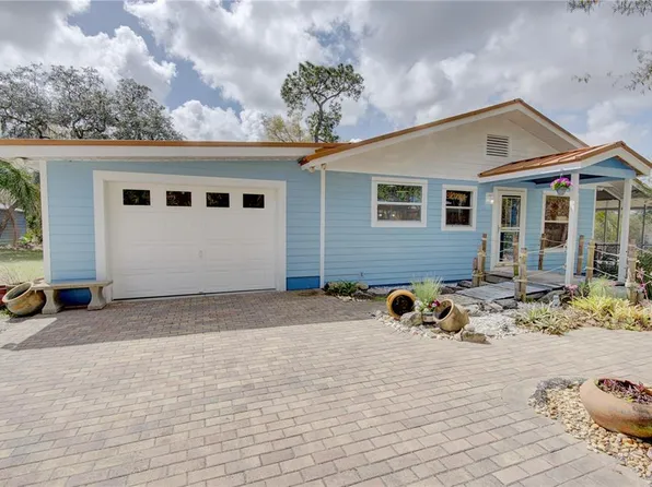 290 Mitnik Dr, Deltona, FL 32738