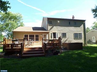 69 Old Forge Rd, Clementon, NJ 08021