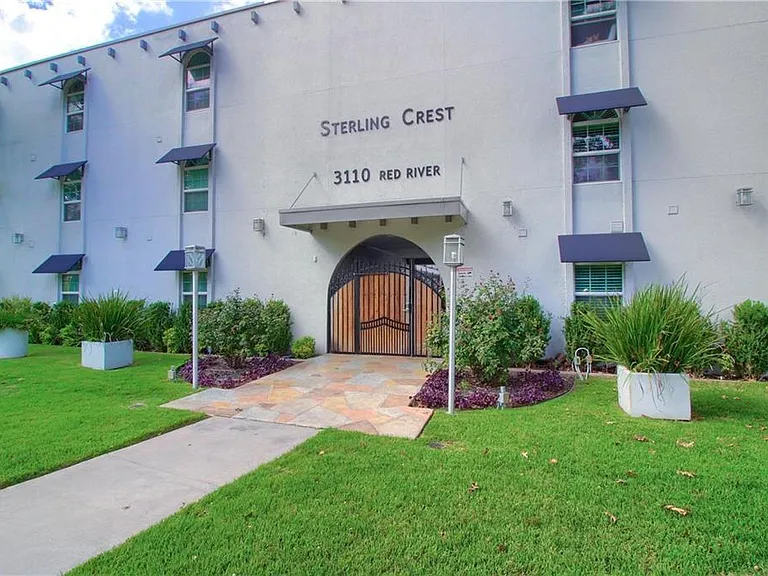 3110 Red River St #210 — Photo 26