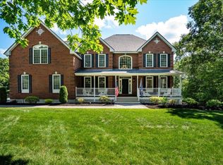 55 Cedar Crest Ln, Auburn, NH 03032
