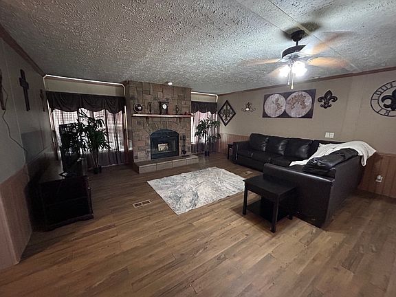 3rd image of 7429 W Henderson Gin Rd