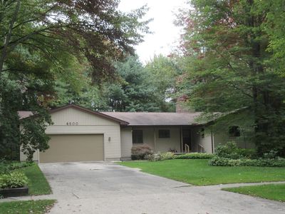 4500 Forestview Dr, Midland, MI, 48642