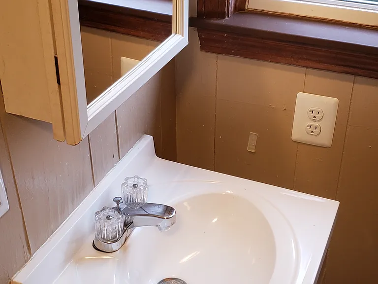 1334 S Main St #2 — Photo 3