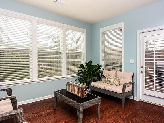 2nd image of 4297 Laurel Creek Ct SE