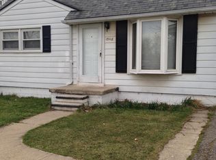 15118 Oldham St, Taylor, MI 48180