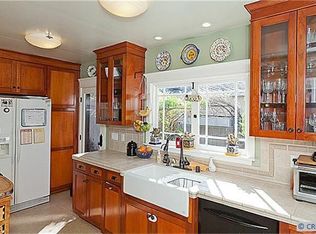 2335 Oakmont Ave, Santa Ana, CA 92706