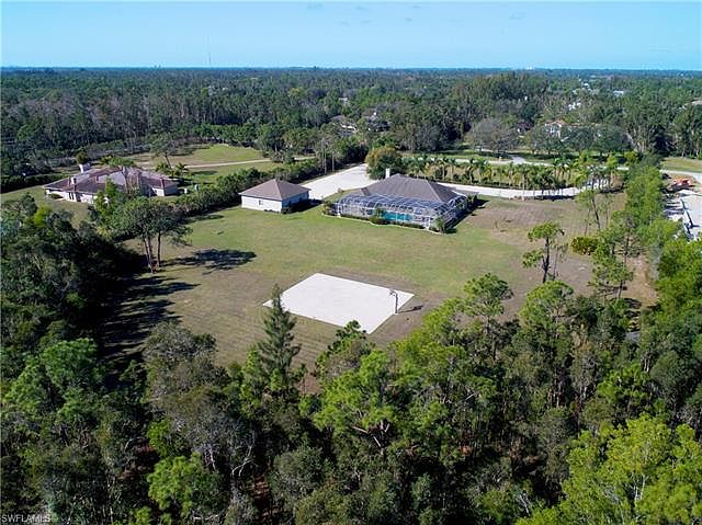 1st image of 15401 Sweetwater Ct