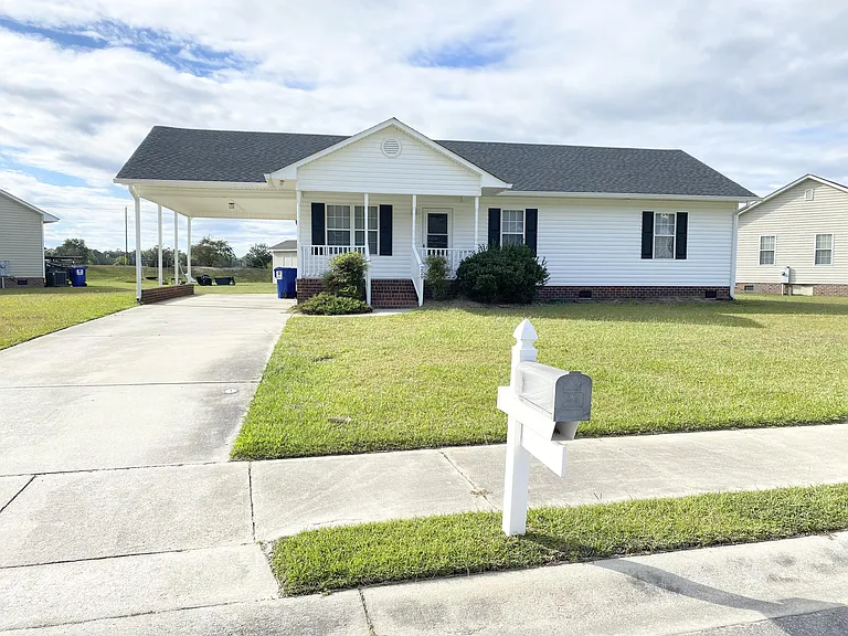 229 Olive Branch Blvd — Photo 1