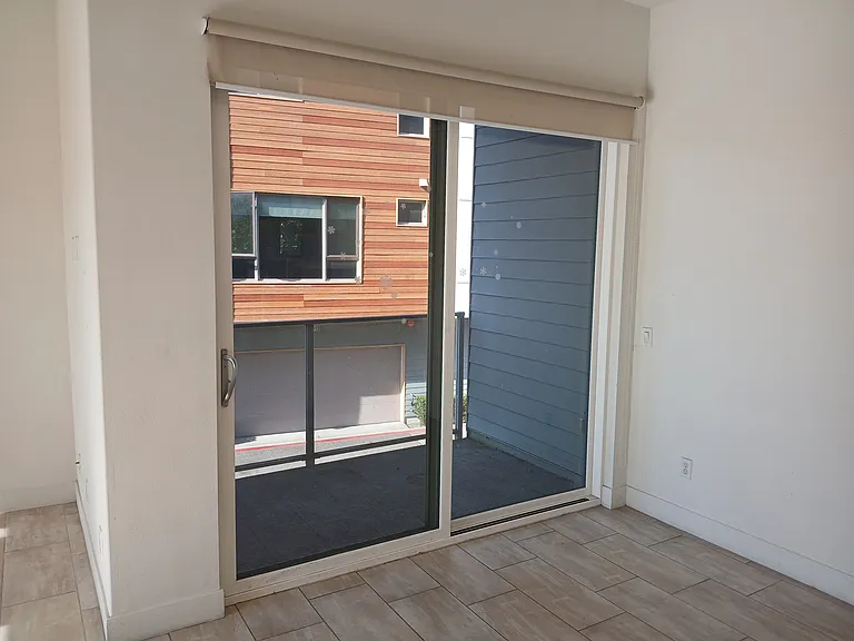 135 W Live Oak Ave #J — Photo 13
