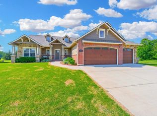1018 Myles Dr, Wellington, KS 67152