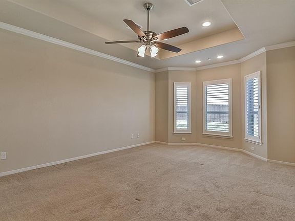 5th image of 3901 Lupin Bush Ln
