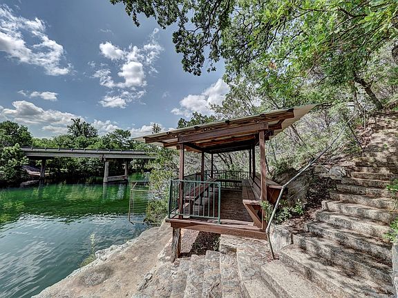 4th image of 185 Cougar Park Rd