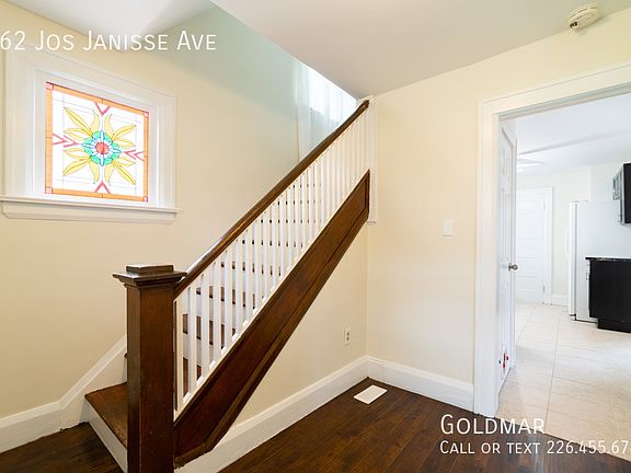 5th image of 862 Jos Janisse Ave
