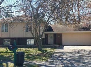 2554 Lindsay Rd, Springfield, IL 62704