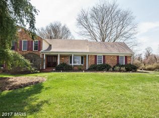10201 Glencoe Dr, Vienna, VA 22181