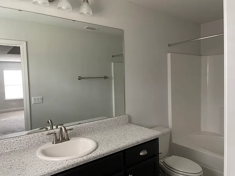 6204 Cardinal Cove Ln — Photo 10