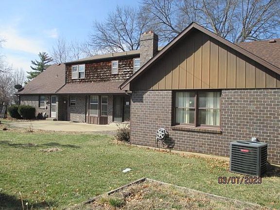 3rd image of 5231 Stanton Dr