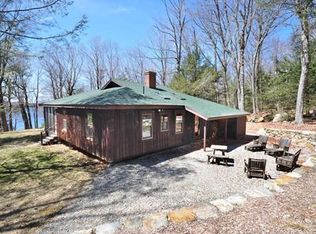 100 North Trl, Tolland, MA 01034