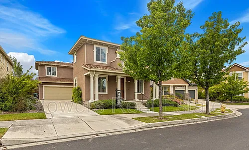 2512 Piccadilly Cir Photo 1
