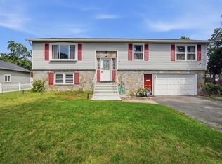 4 Baril Ln, Chicopee, MA 01013