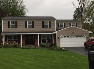 7824 Old Orchard Ct, Manlius, NY 13104