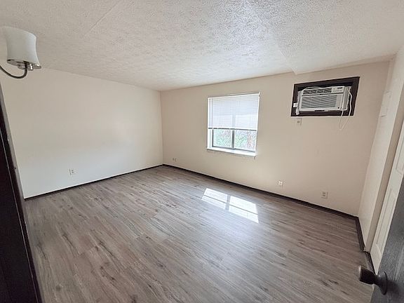 3rd image of 2360 E Market St APT 1E
