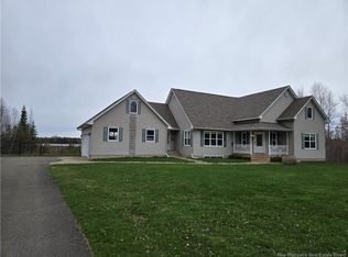 48 Du Portage, Memramcook, NB E4K 3Y3