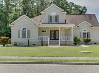 31 Ashe Meadows Dr, Hampton, VA 23664