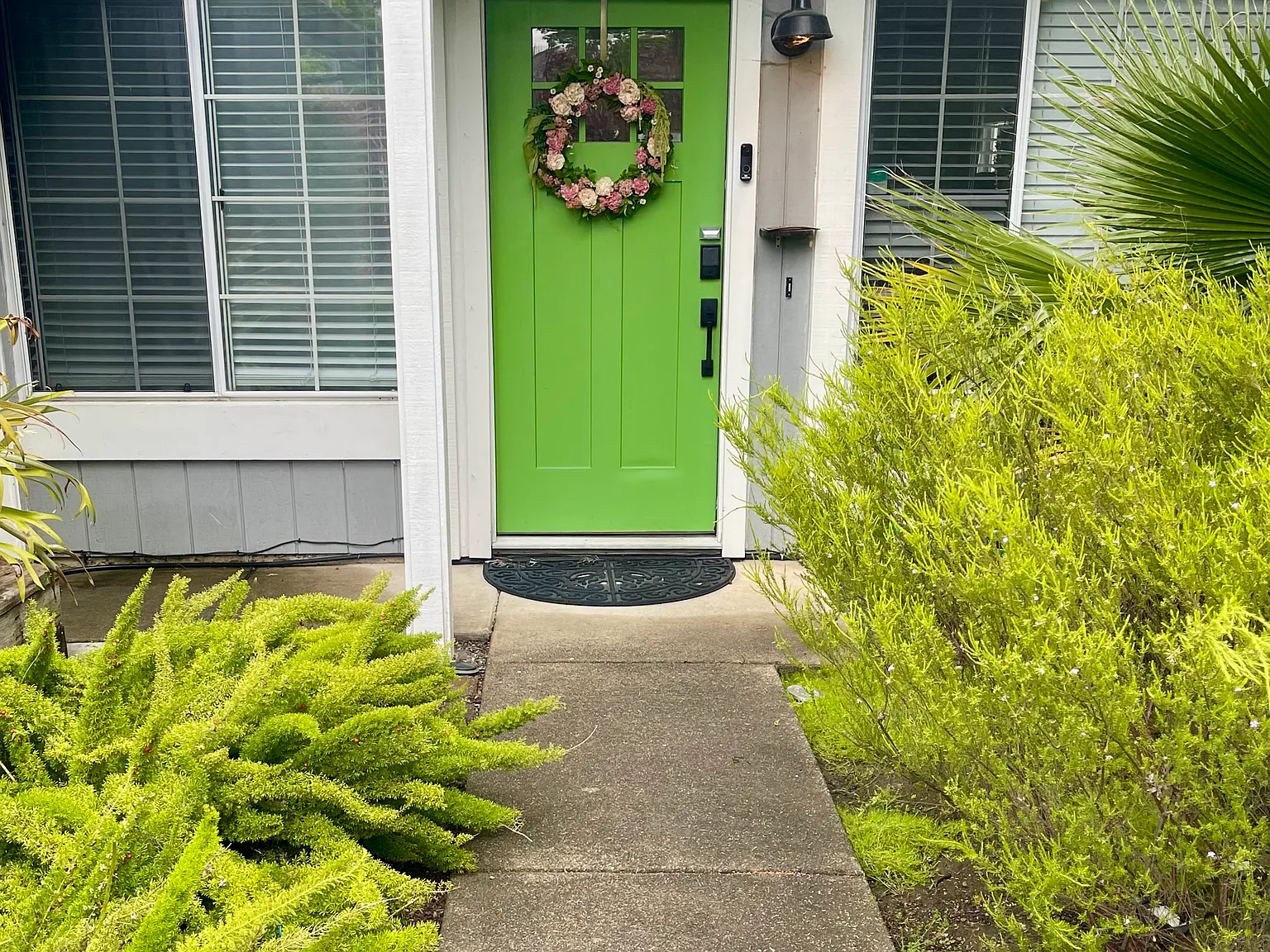 4 bed, 1360 sqft, $1,300 — Photo 1
