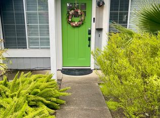 2427 Santa Cruz Ct, Santa Rosa, CA 95401