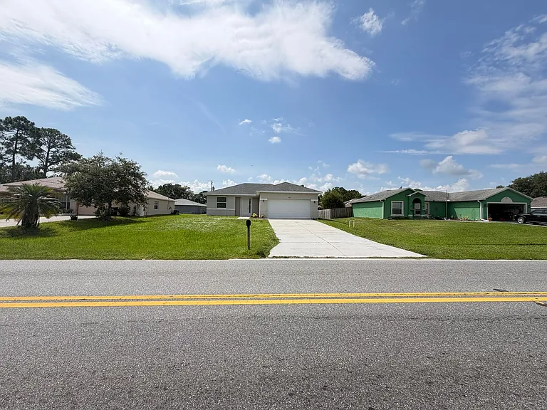 2481 San Filippo Dr SE — Photo 1