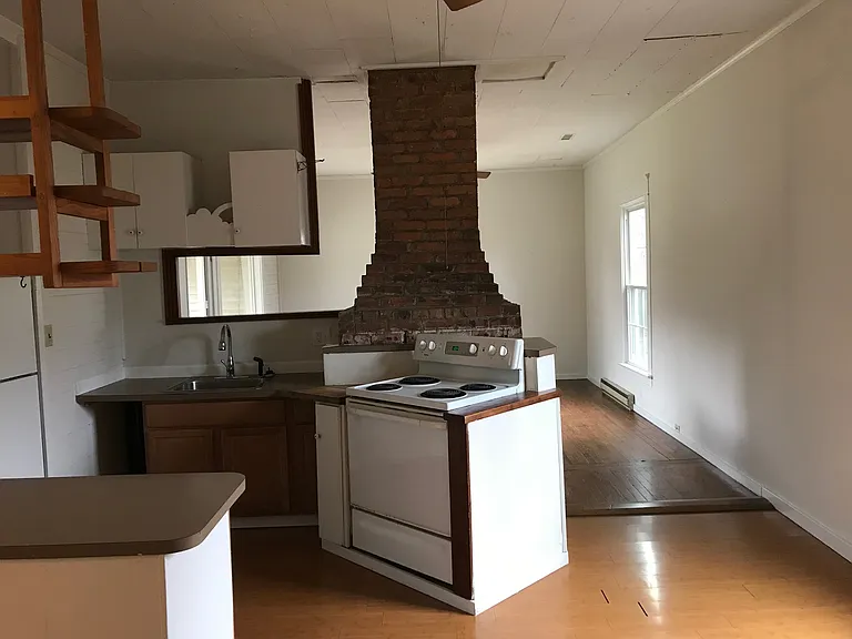 202 Maple Ave #B — Photo 6