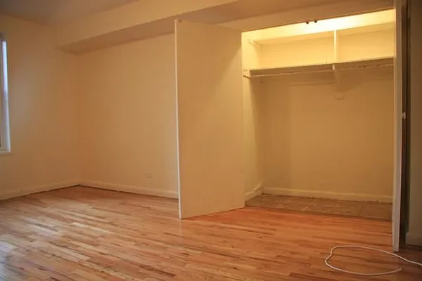 Rented by Lang Realty LLC | media 8