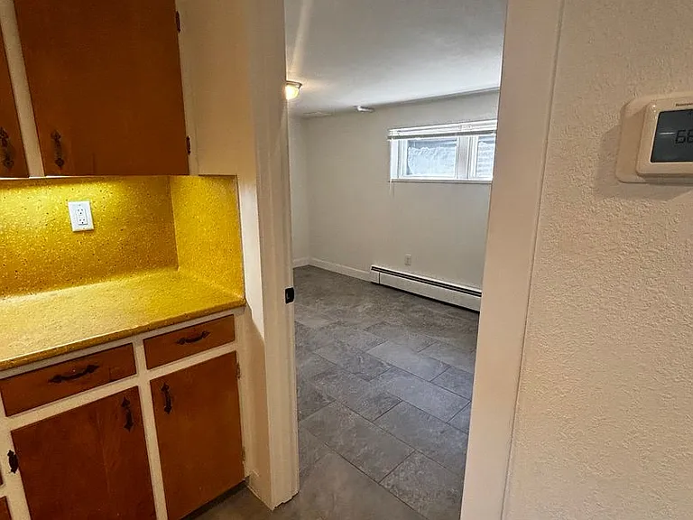 PM-253 1730 Converse Avenue — Photo 11