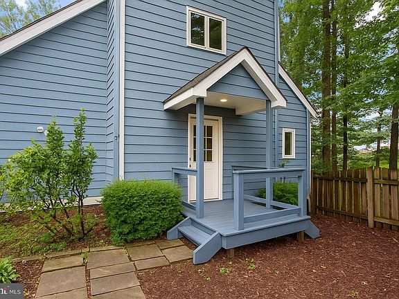 2nd image of 920 Old Annapolis Neck Rd