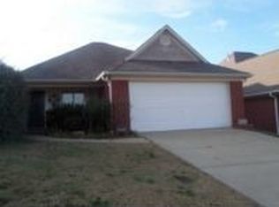 2612 Arlington Dr, Tupelo, MS 38801