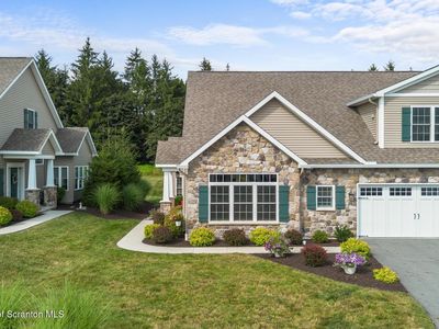 24 Avalon Rd, Clarks Summit, PA, 18411