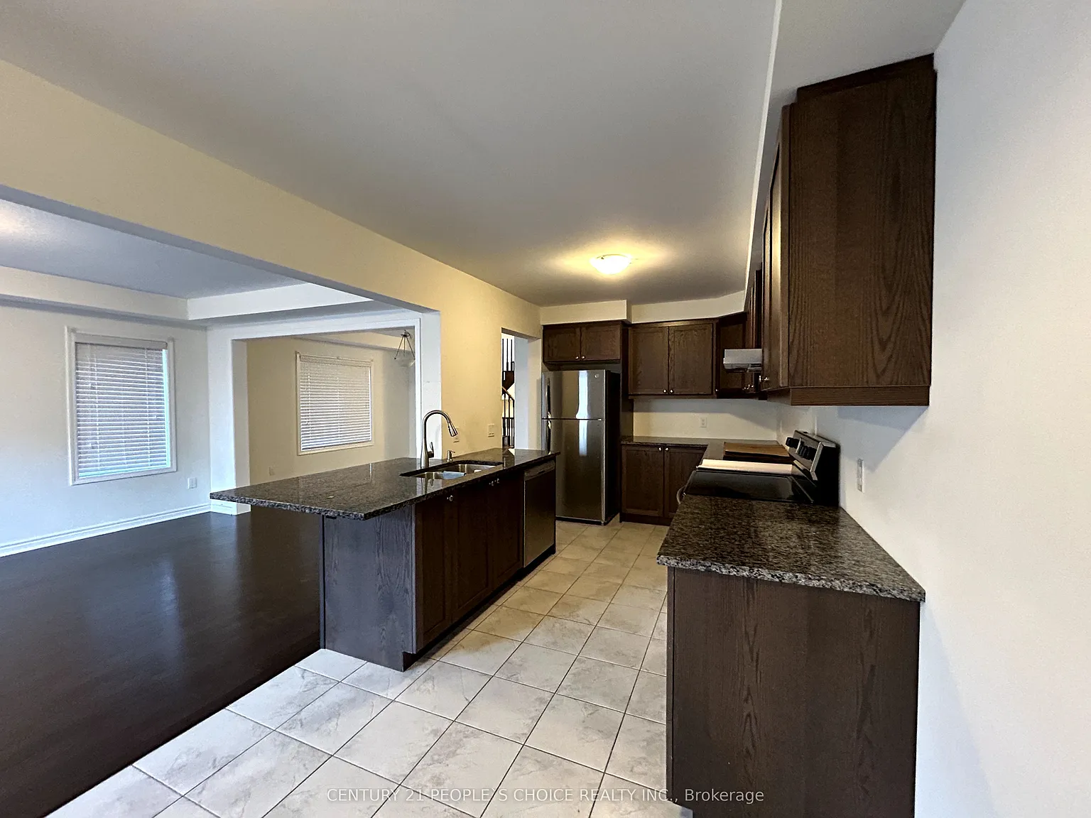 3 bed, $2,700 — Photo 3