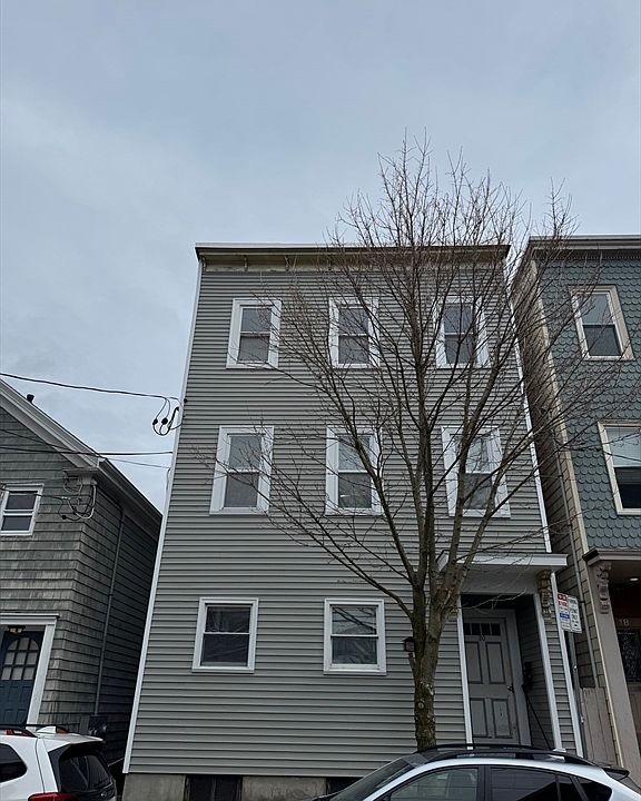 1st image of 20 Harding St