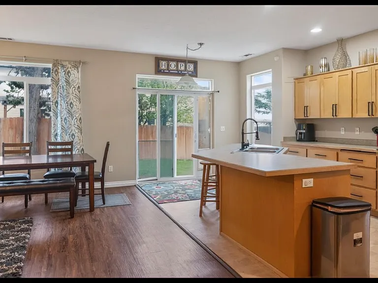 5134 Chestnut Ln — Photo 6
