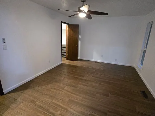 8912 N Markwell Ave, Oklahoma City, OK 73132
