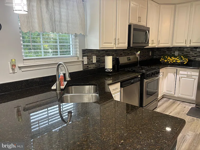 476 W Harvest Ln — Photo 13